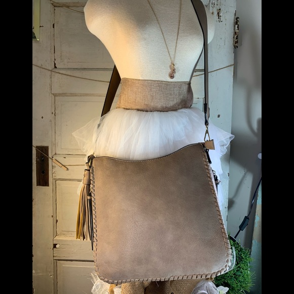 Concealed Carry Hipster Handbag plus bonus strap! - Picture 3 of 11